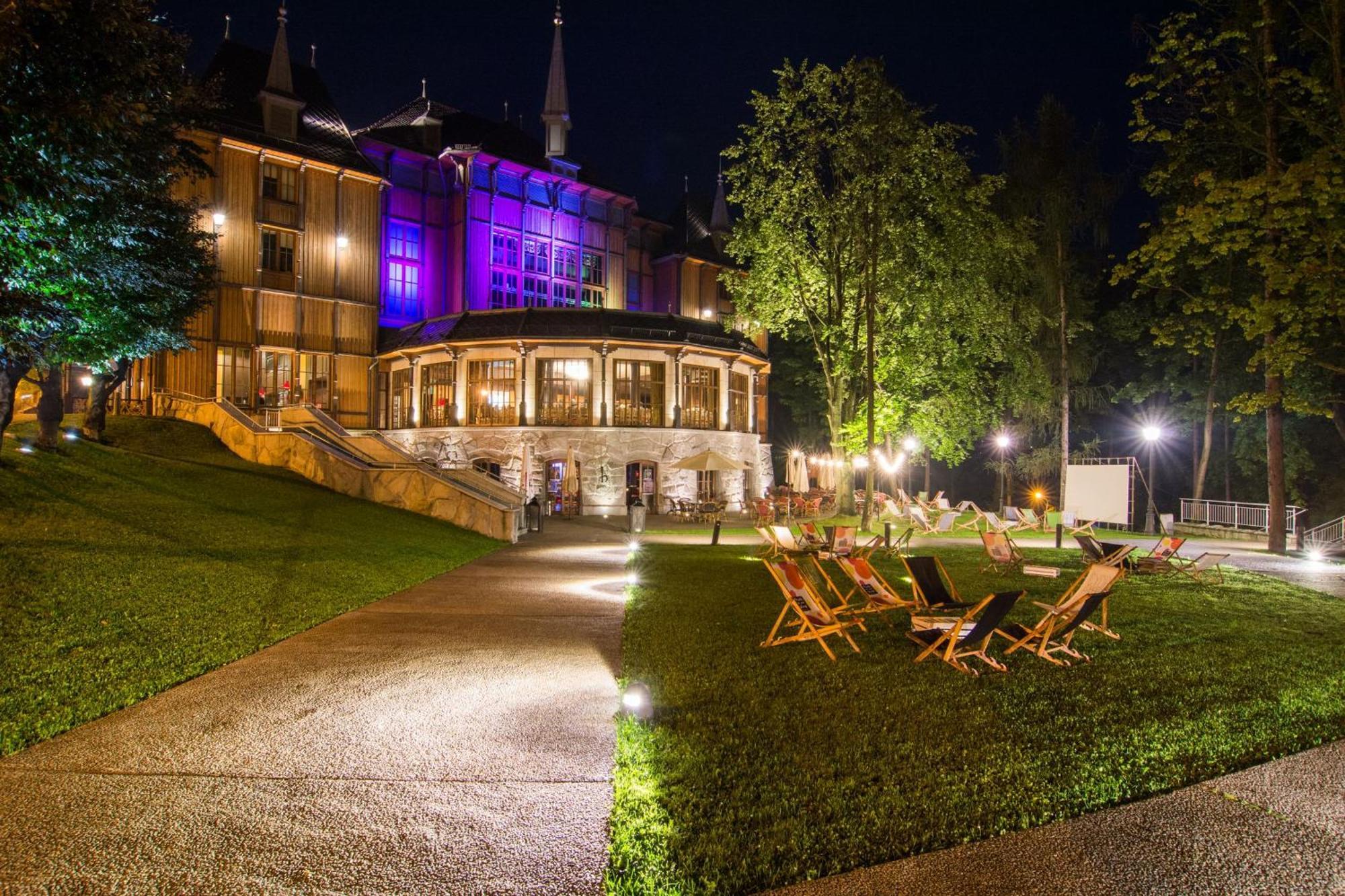 Pieniny Grand Hotel שצ'בניצה מראה חיצוני תמונה